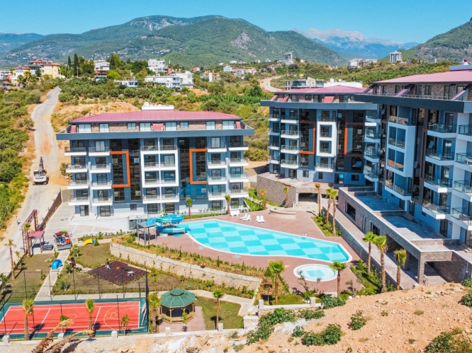 New apartments with private pool in Alanya
