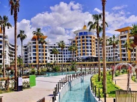 Azura World Residence